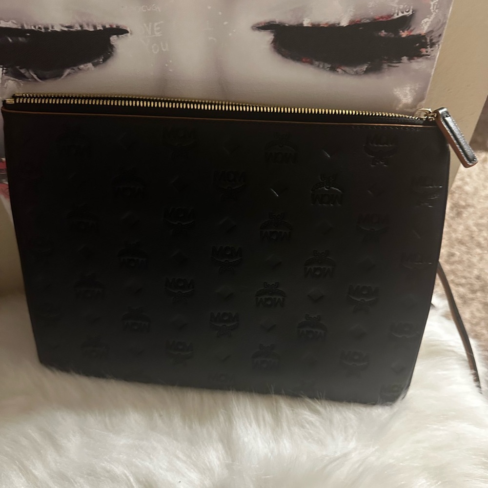 MCM Pouch